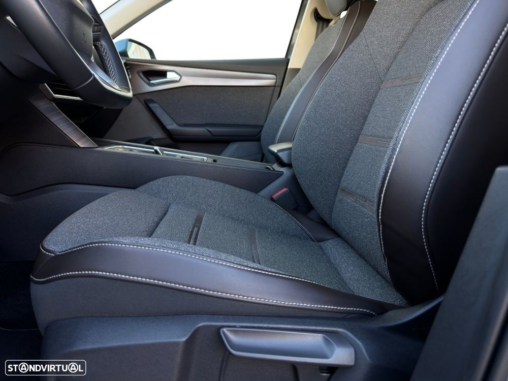 SEAT Leon 1.4 e-Hybrid Xcellence DSG - 31
