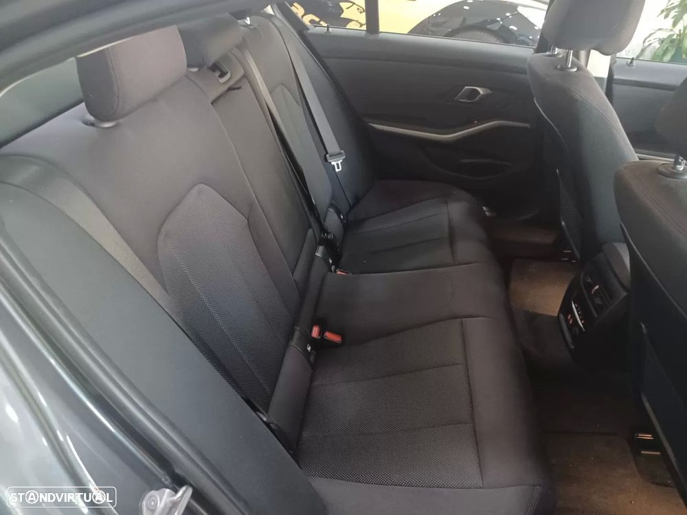BMW 330 e Corporate Edition Auto - 26