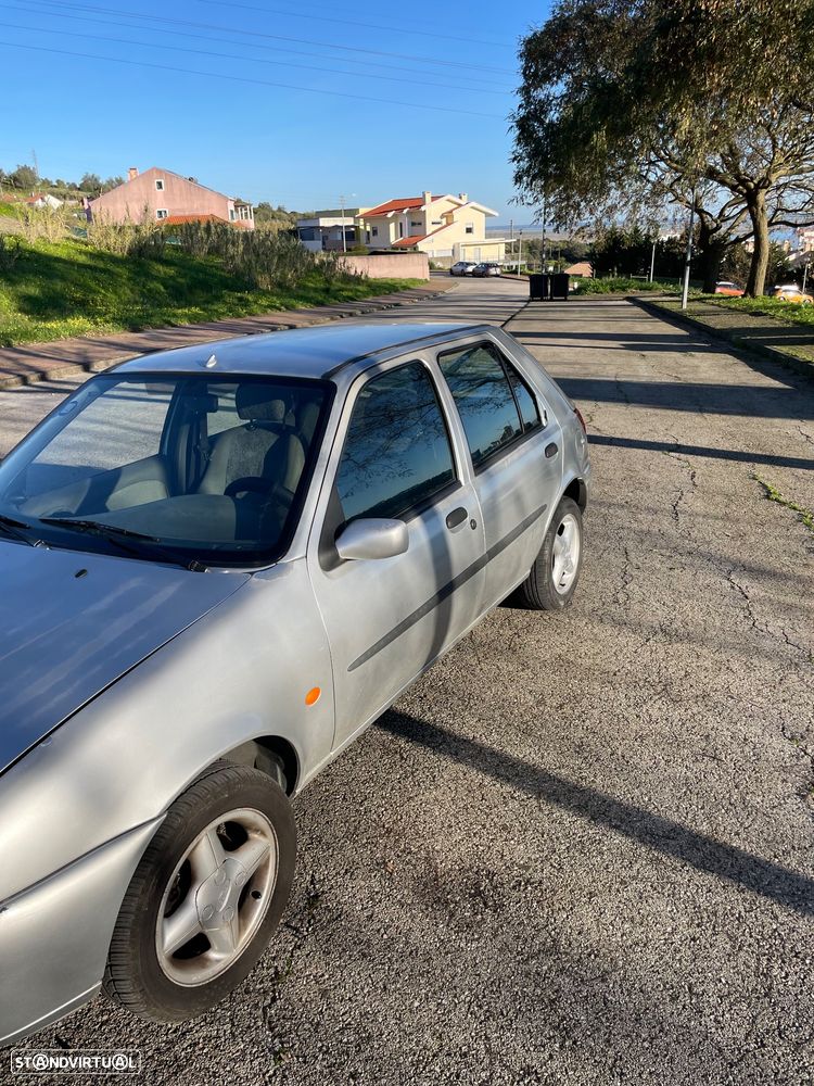 Ford Fiesta 1.25 Techno - 2