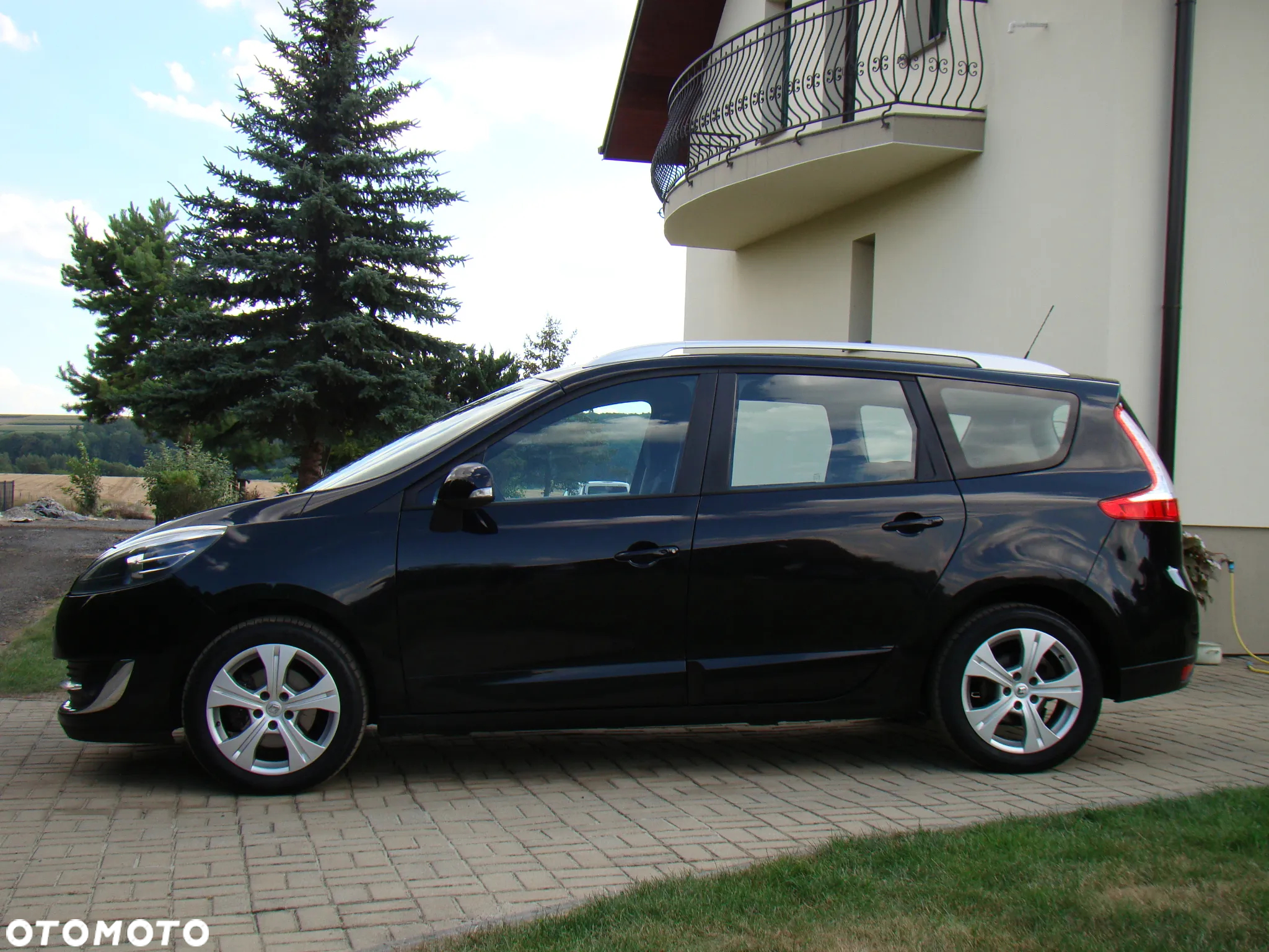 Renault Grand Scenic - 5