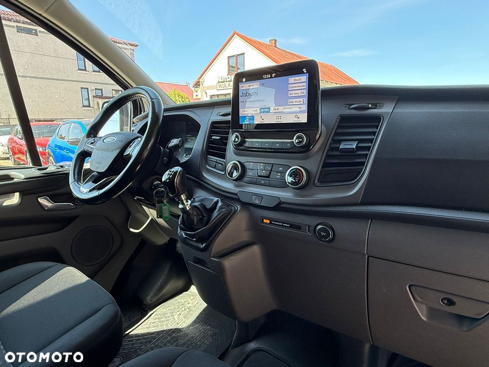 Ford Transit Custom 310 L2H1 Limited - 24