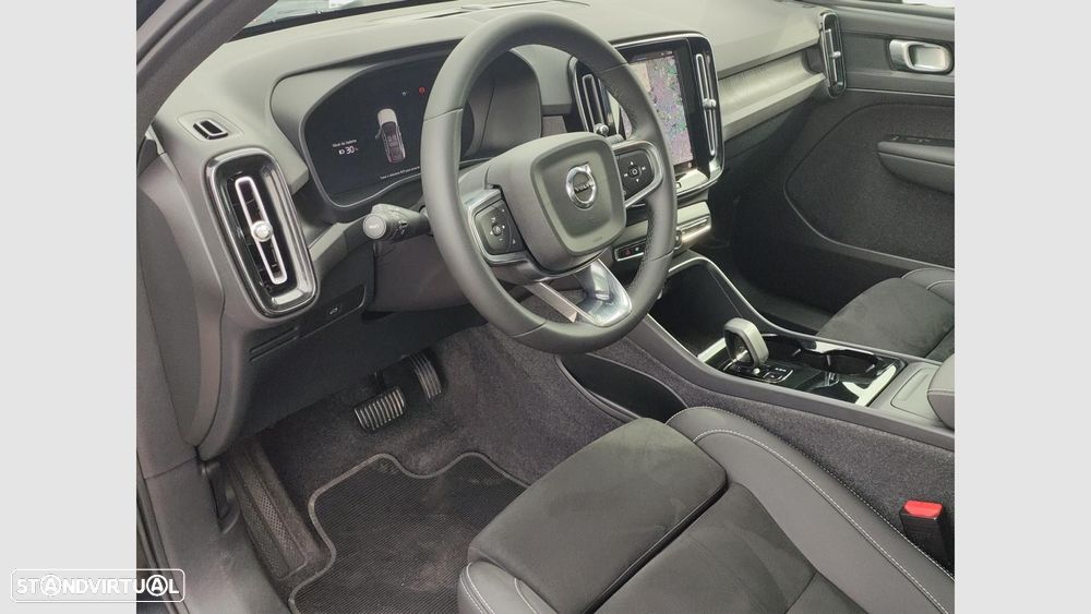 Volvo EC40 82 kWh Single Motor Extended Range Plus - 12