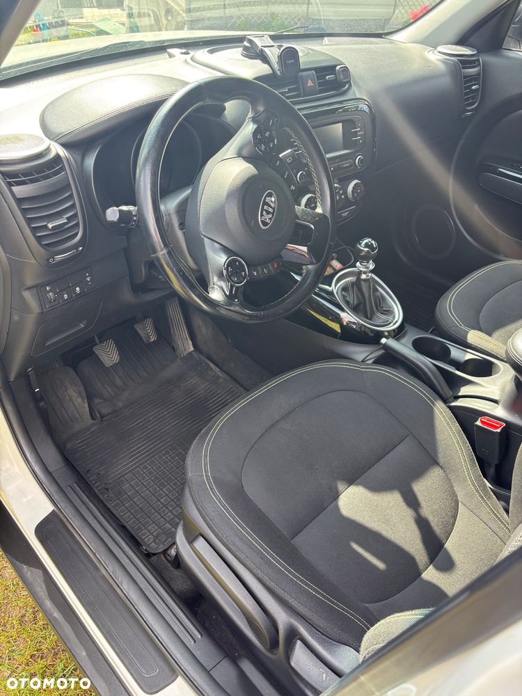 Kia Soul 1.6 GDI L - 10