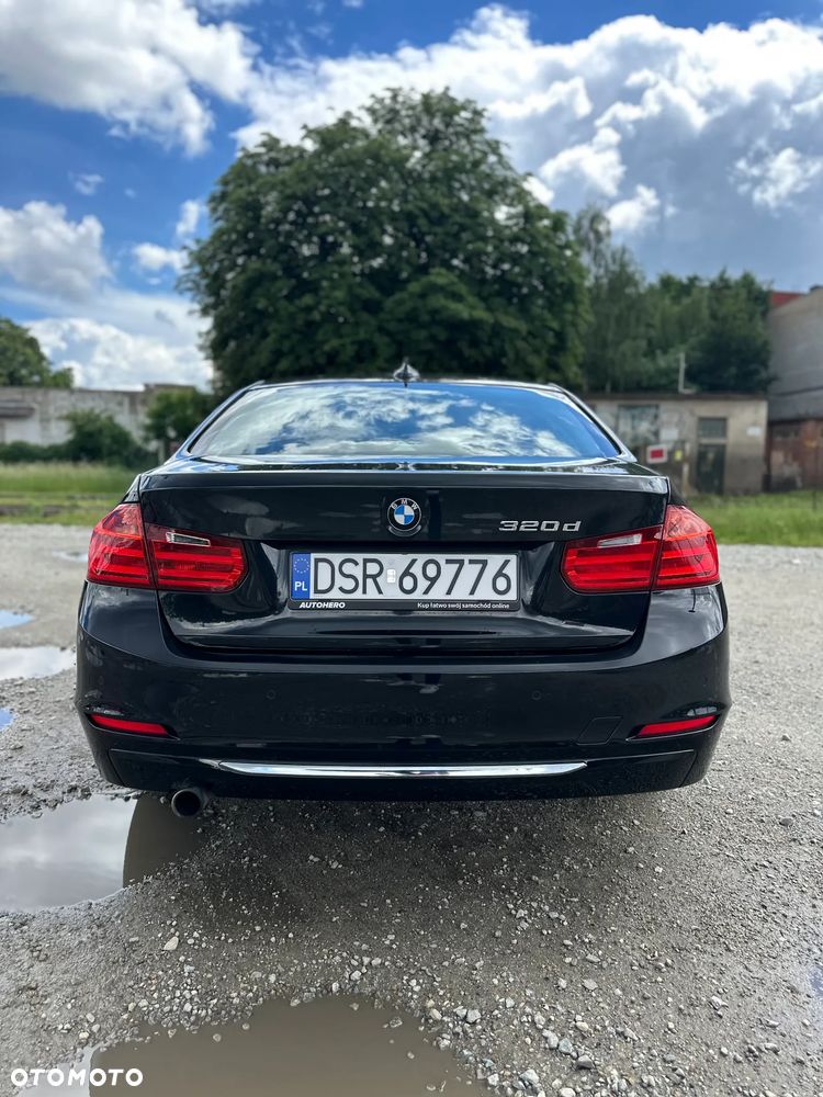 BMW Seria 3 320d Efficient Dynamic Edition Luxury Line - 12