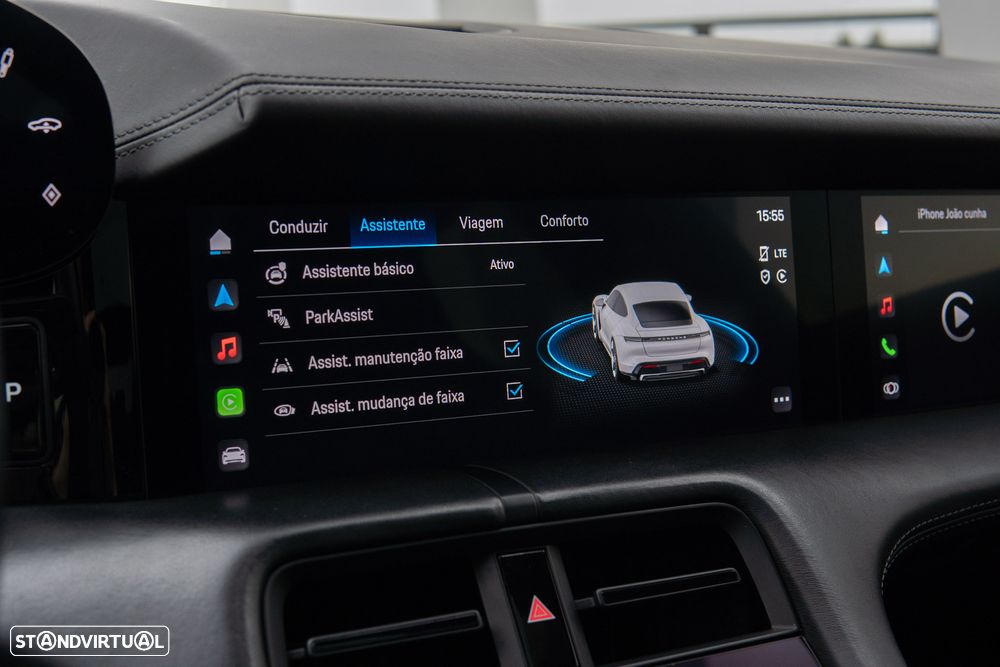 Porsche Taycan 4S - 33