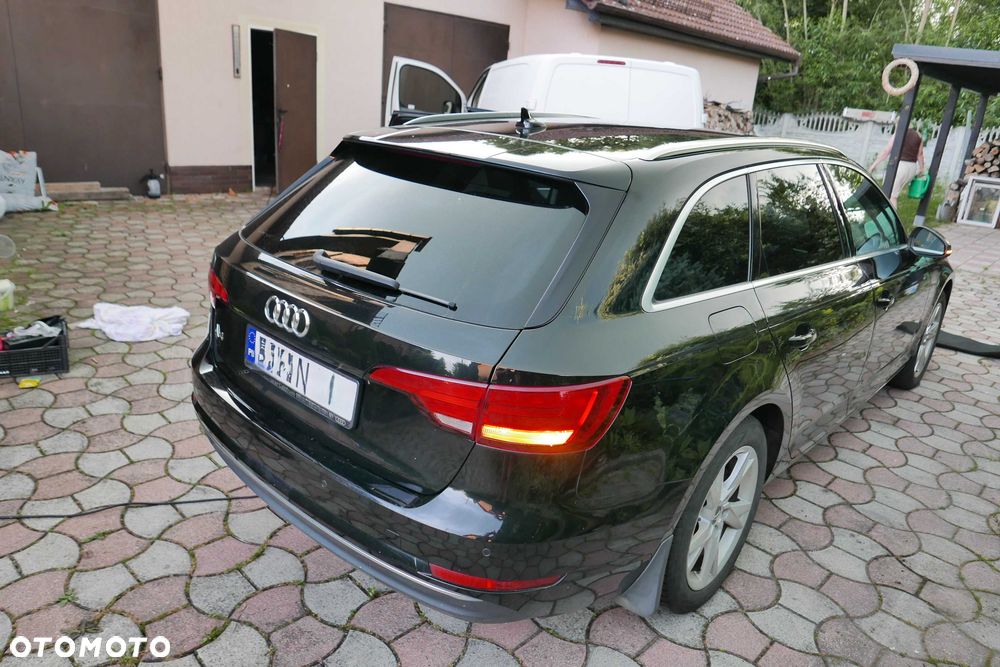 Audi A4 Avant - 2