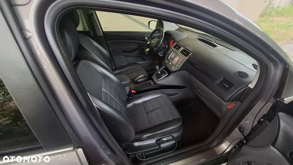 Ford Kuga 2.0 TDCi 4WD Titanium Plus - 35