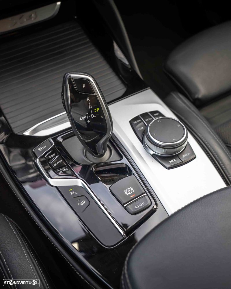 BMW X4 xDrive20i Aut. Advantage - 25