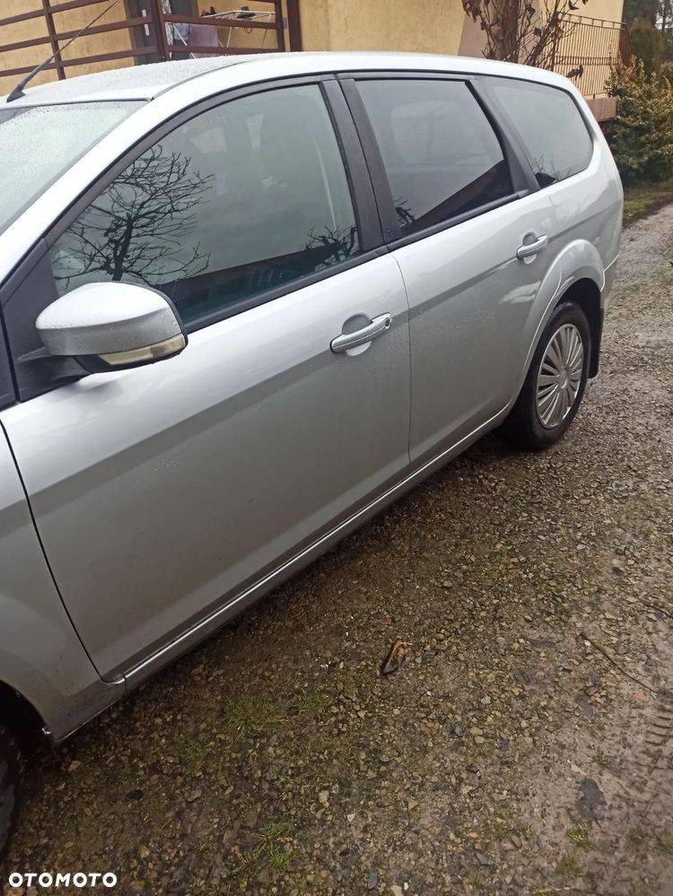Ford Focus SW 1.8 TDCi Ambiente - 3