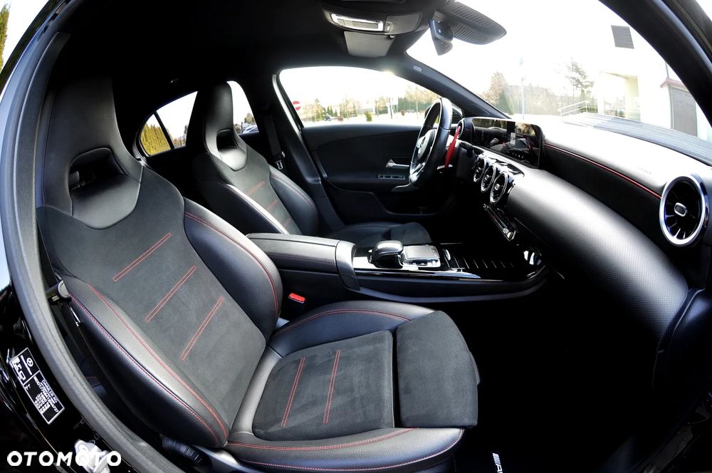 Mercedes-Benz Klasa A 180 7G-DCT Edition AMG Line - 27