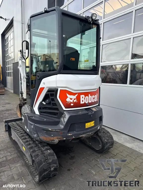 Bobcat E27 - 6
