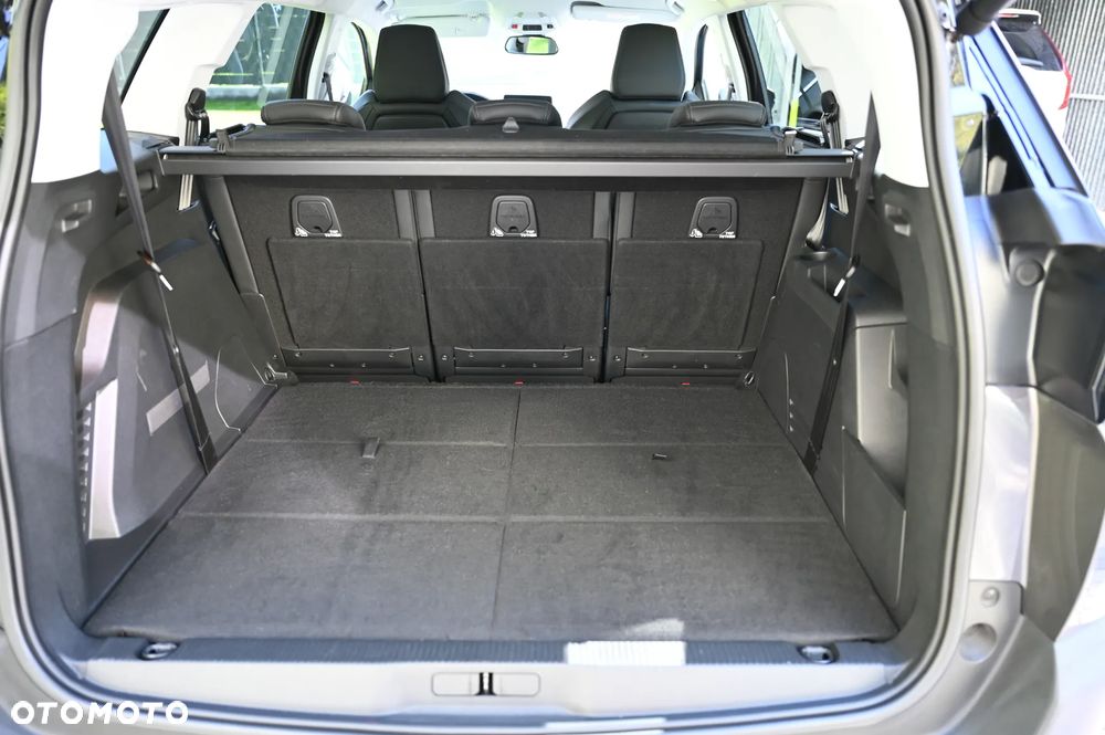 Peugeot 5008 1.6 PureTech Allure S&S EAT8 - 14