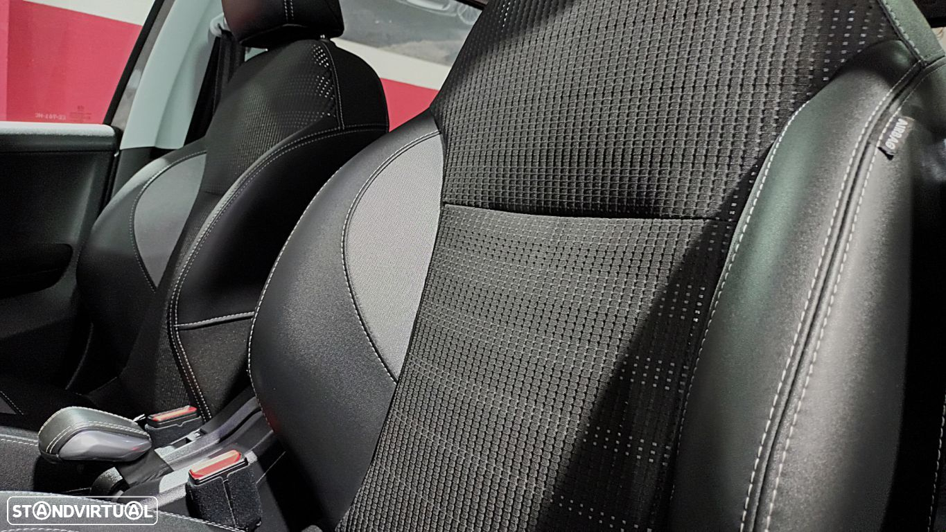 Peugeot 2008 1.2 PureTech Allure - 42