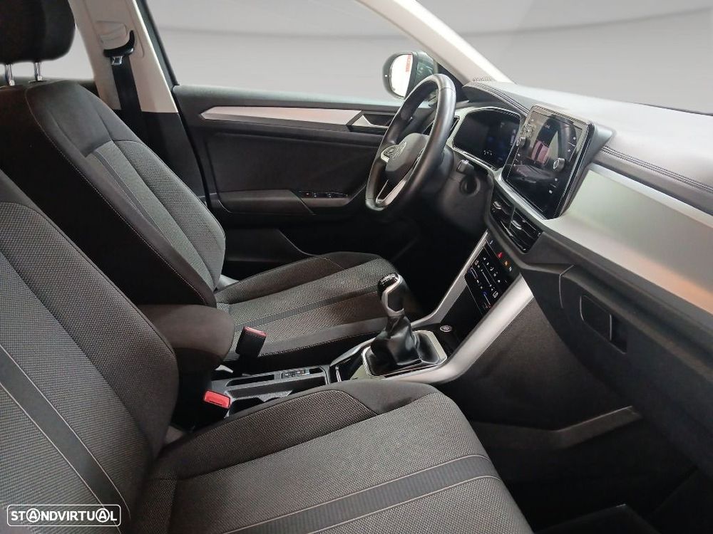 VW T-Roc 1.0 TSI Urban - 16