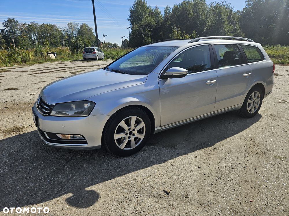 Volkswagen Passat 1.6 TDI Comfortline - 3