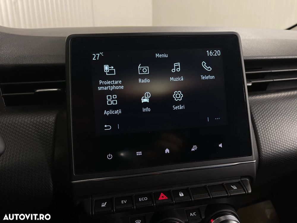 Renault Clio V E-Tech 145 Evolution - 17