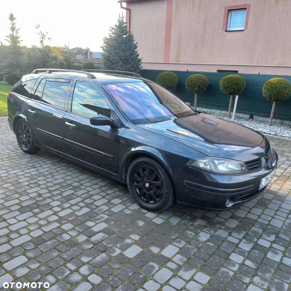 Renault Laguna - 1