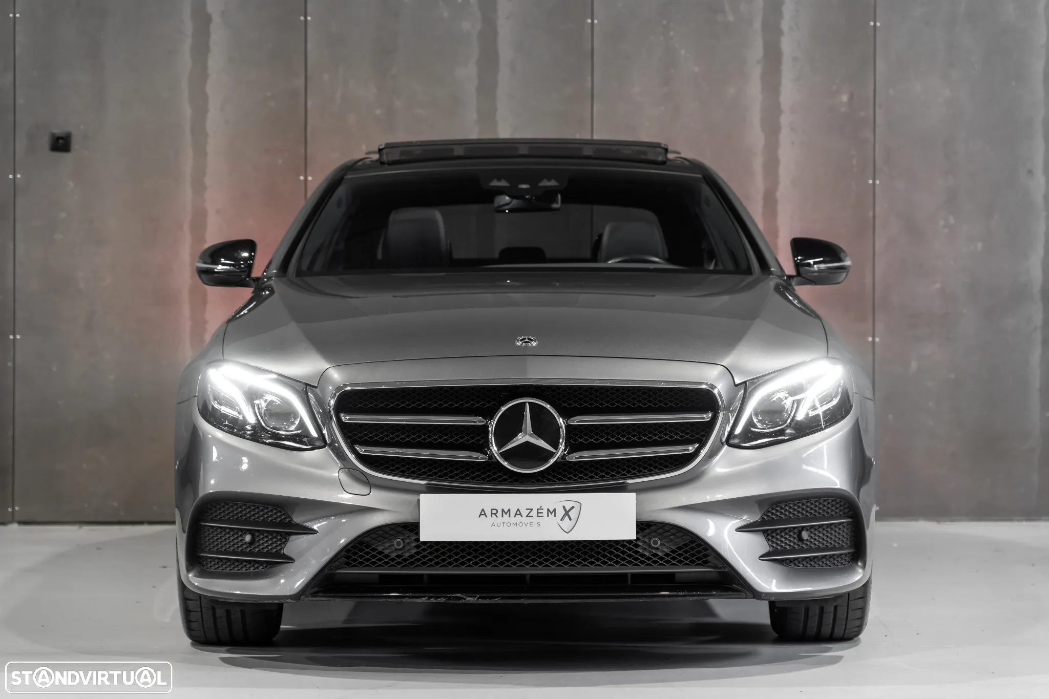 Mercedes-Benz E 300 e AMG Line - 2
