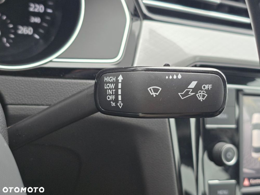 Volkswagen Passat 2022