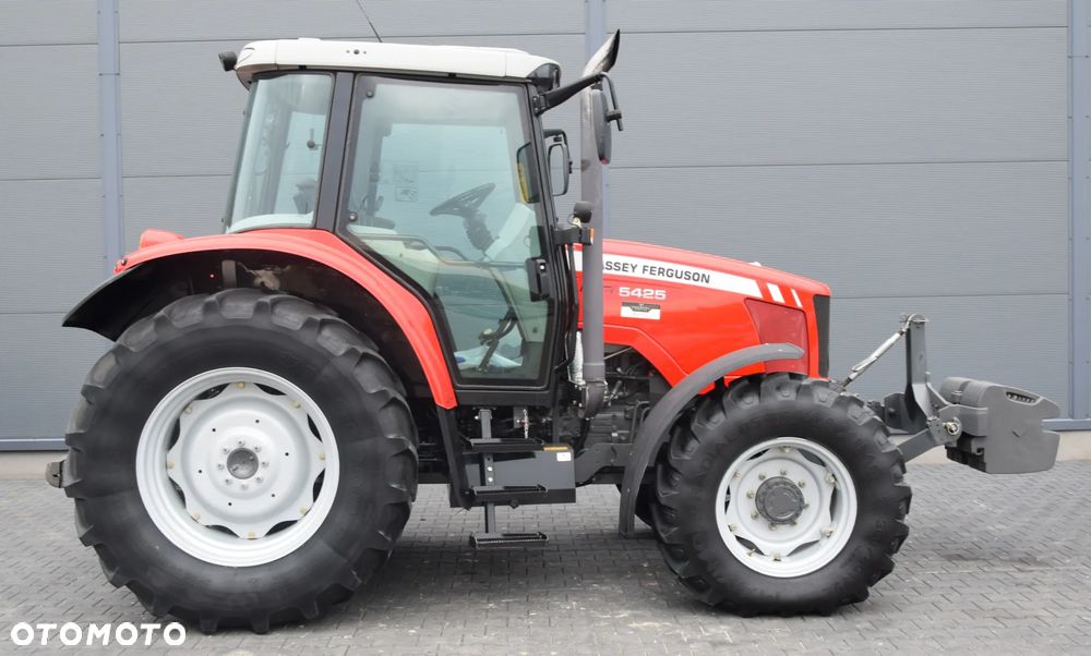 Massey Ferguson 5425 Dyna-4 - 9