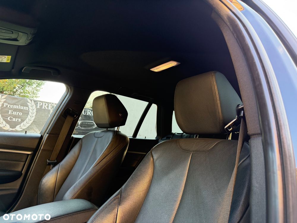 BMW Seria 3 320d Efficient Dynamics Edition Sport Line - 26