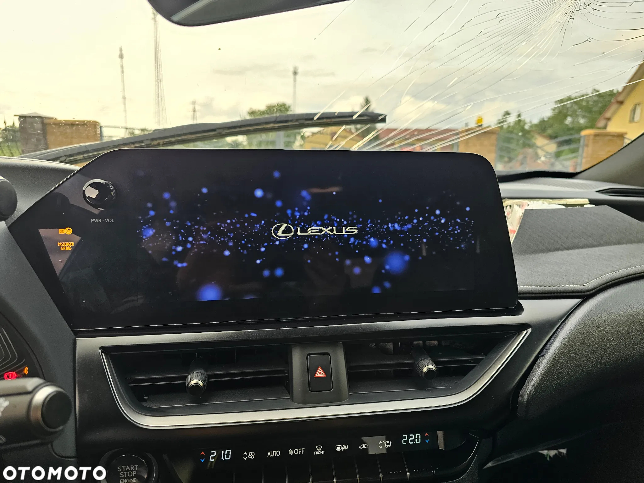 Lexus UX 200 GPF F Sport 2WD - 26