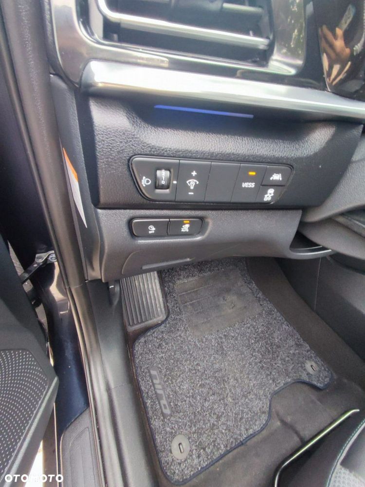 Kia Niro - 38