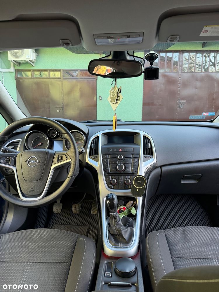 Opel Astra 1.3 CDTI Cosmo ecoFLEX - 13
