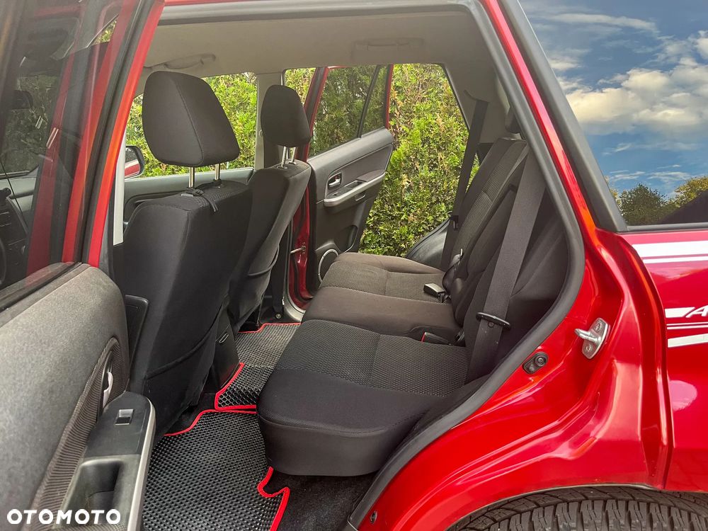 Suzuki Grand Vitara 1.9 DDiS Comfort - 12