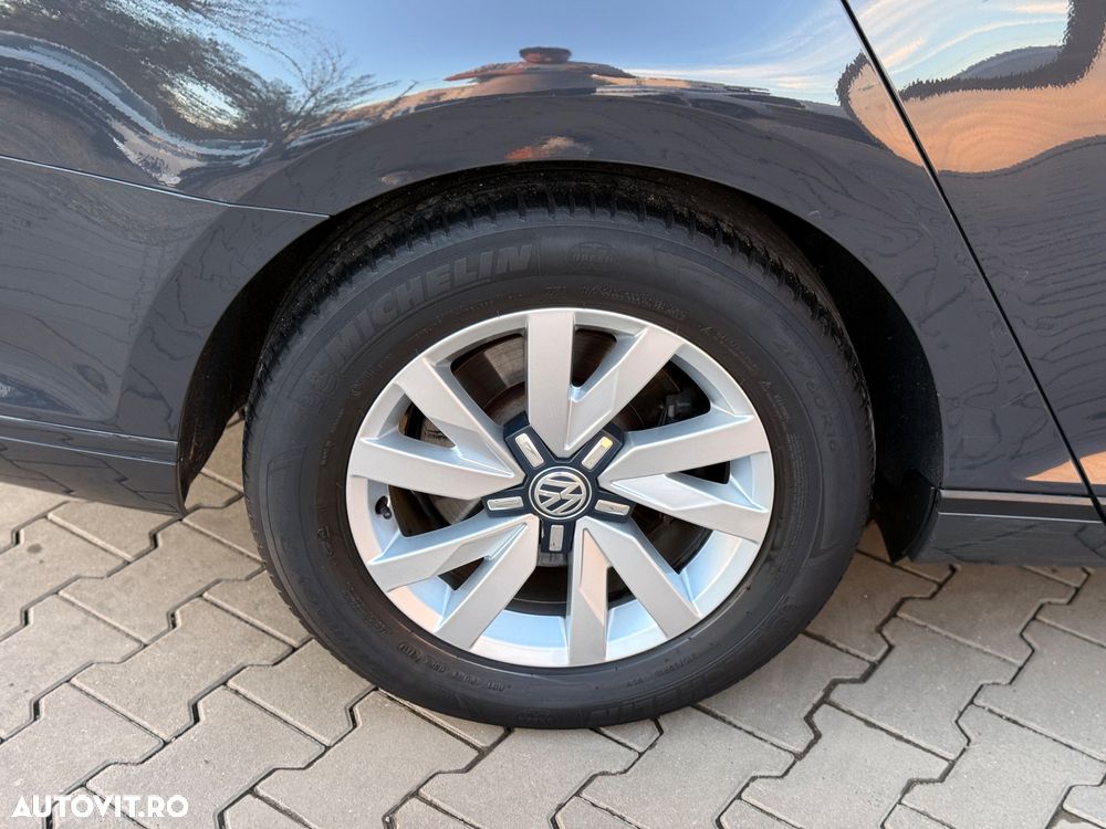 Volkswagen Passat 1.4 TSI Trendline - 13