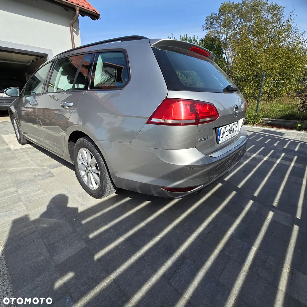 Volkswagen Golf VI 1.6 TDI BlueMot Comfortline - 5