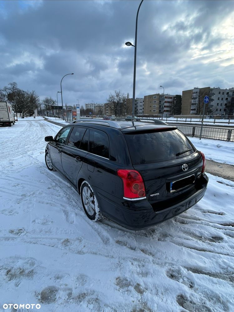 Toyota Avensis 2.2 D-4D Prestige - 19