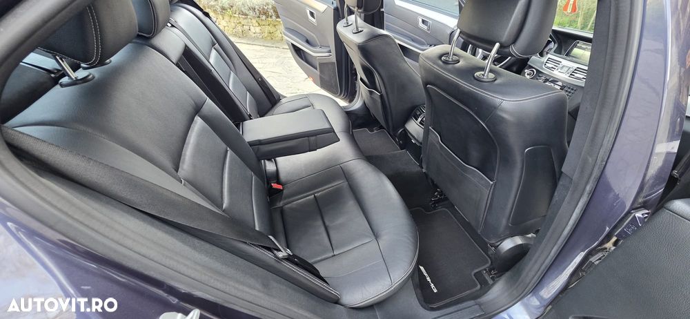 Mercedes-Benz E - 14