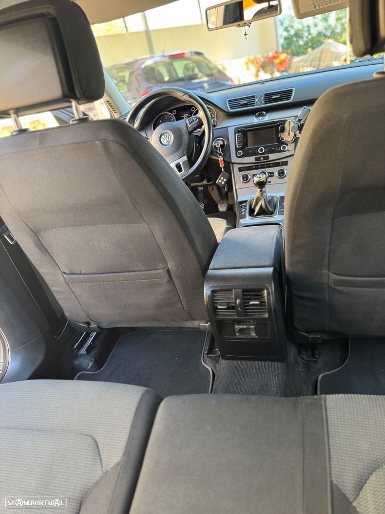 VW Passat Variant 1.6 TDI BlueMotion Comfortline - 18
