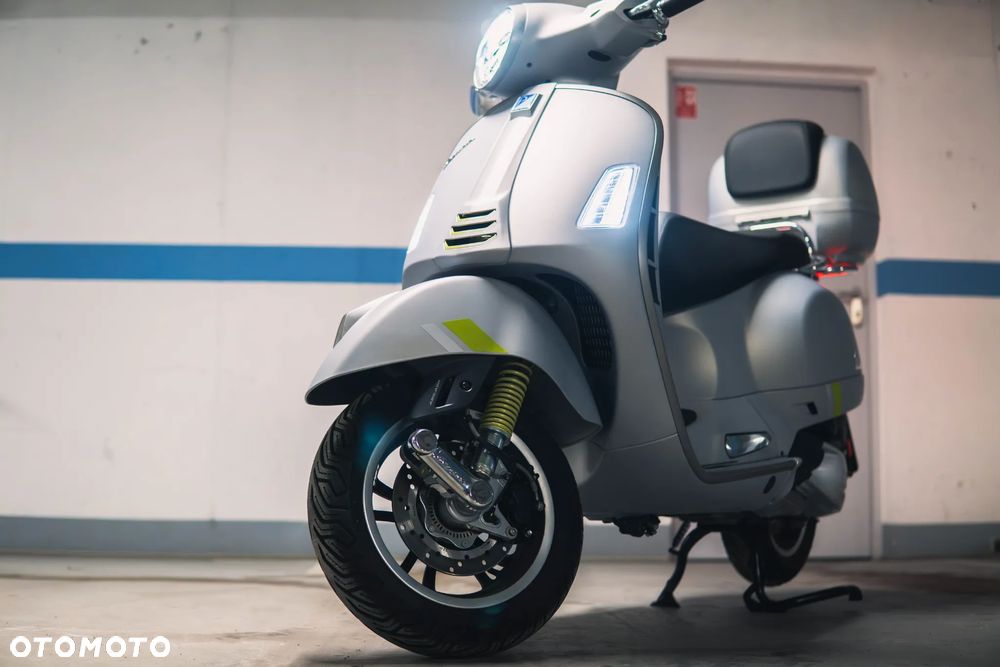 Vespa GTS - 6