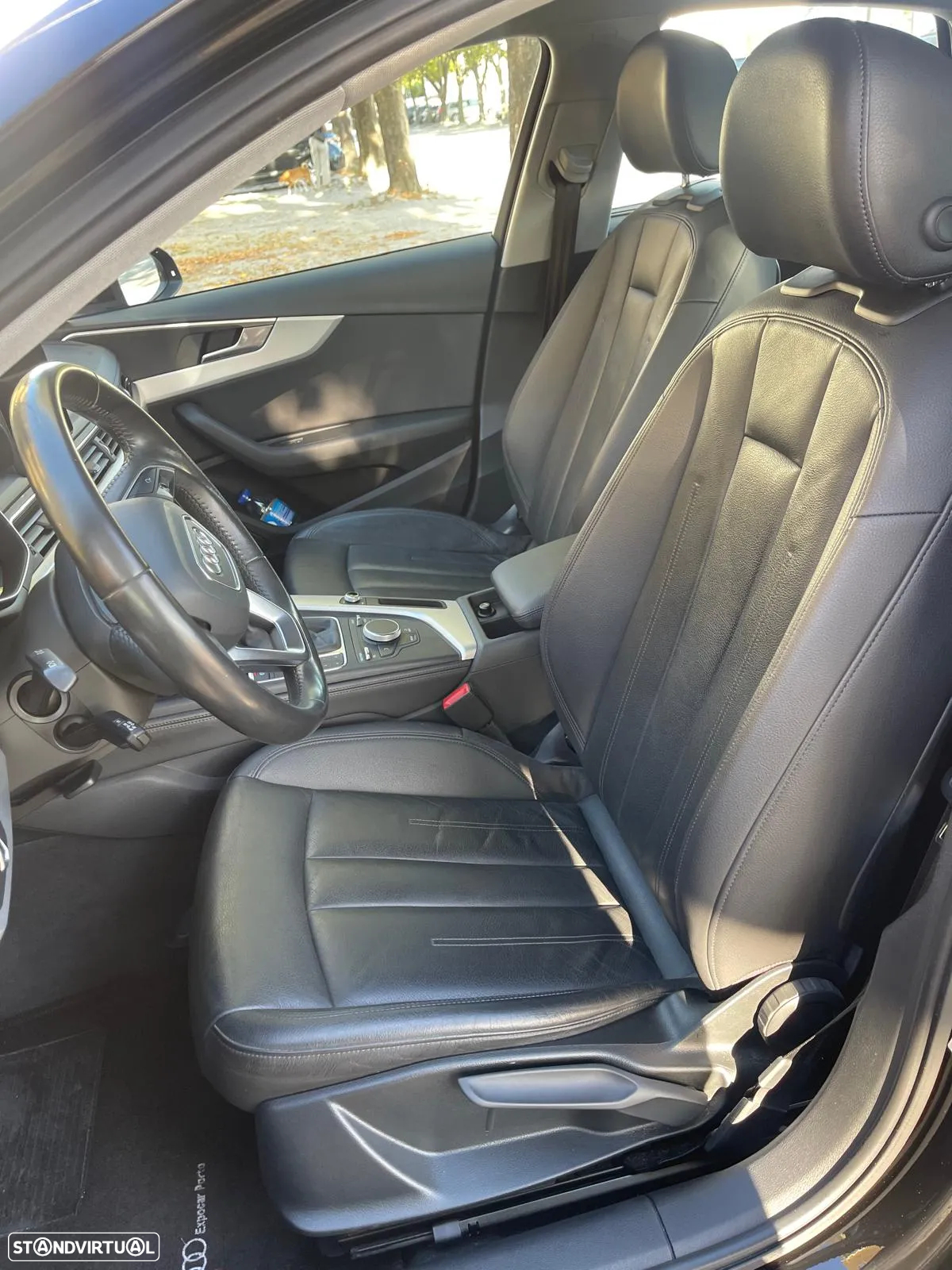 Audi A4 2.0 TDI Advance - 4