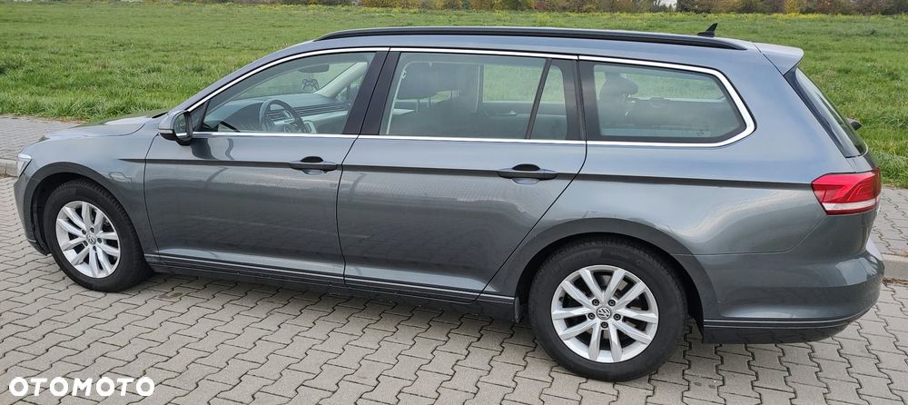 Volkswagen Passat - 17