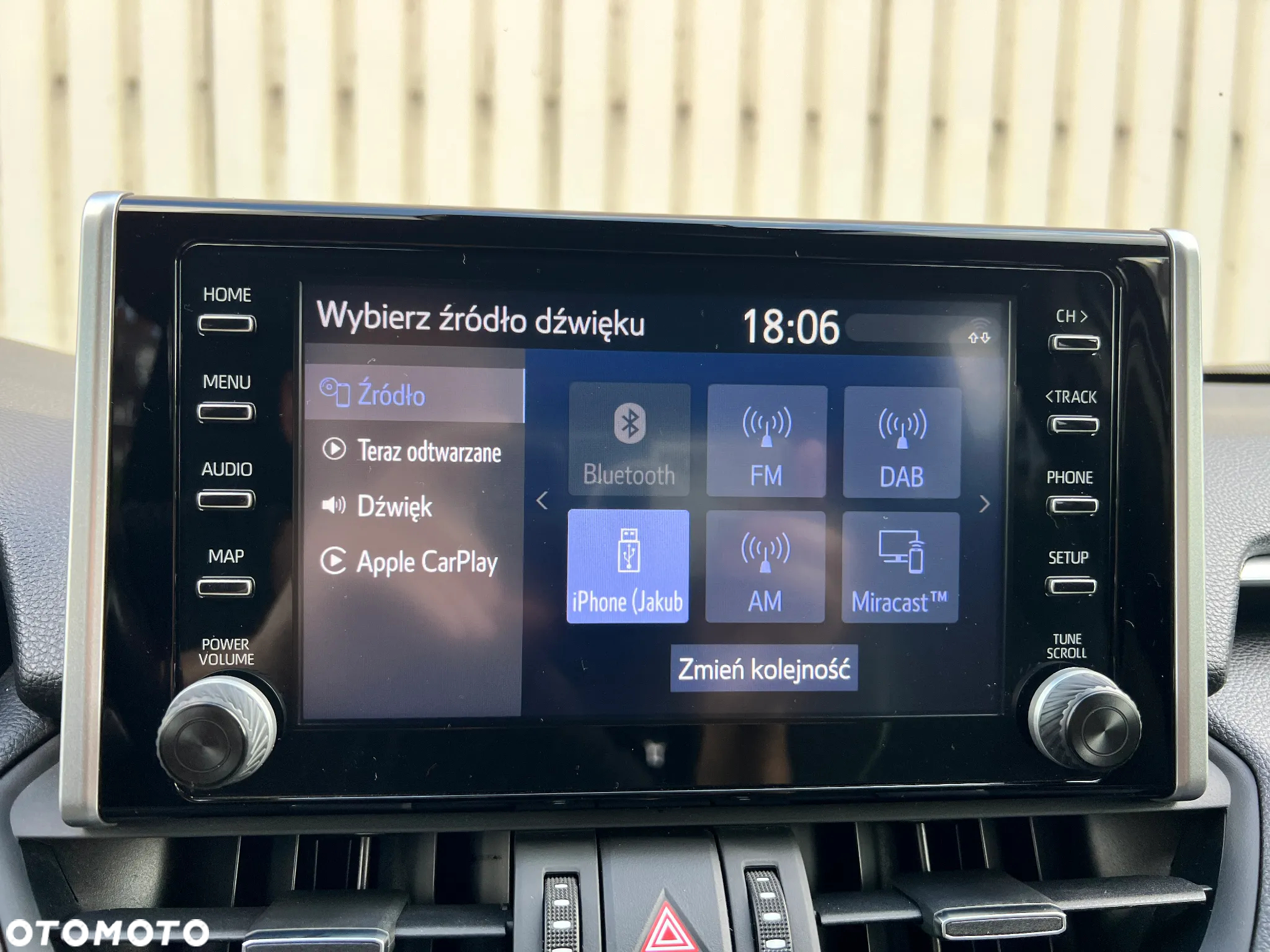 Toyota RAV4 2.5 Hybrid Comfort 4x2 - 31