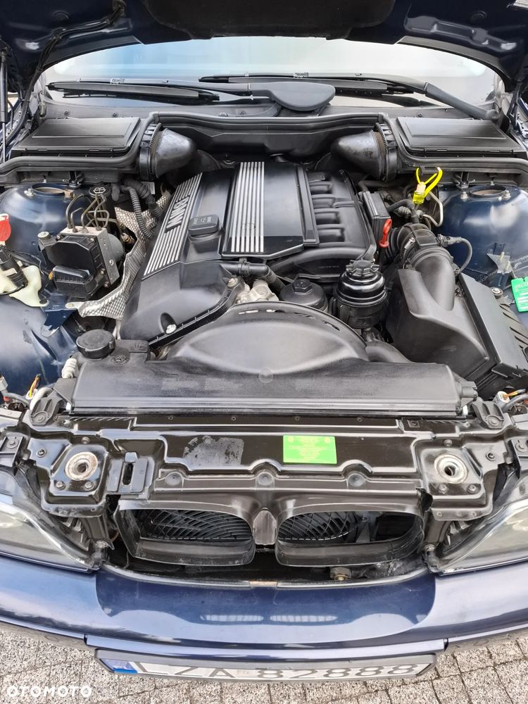 BMW Seria 5 525i - 20