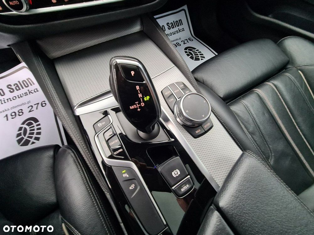 BMW Seria 5 530d xDrive M Sport sport - 31