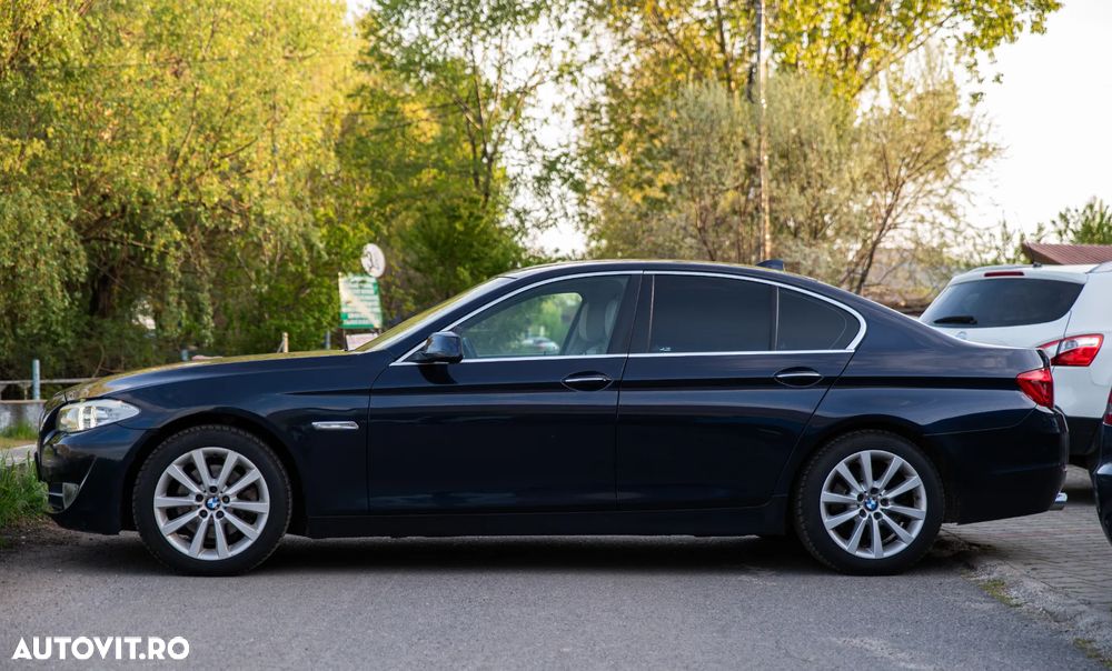 BMW Seria 5 520d Aut. - 8