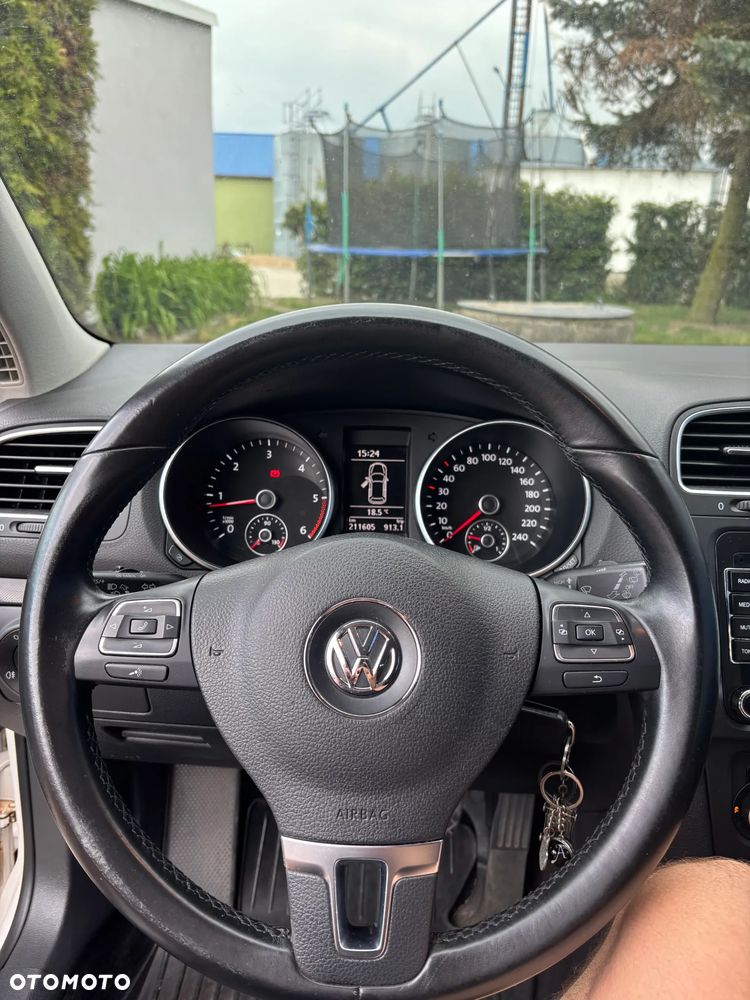 Volkswagen Golf 1.6 TDI Comfortline - 9