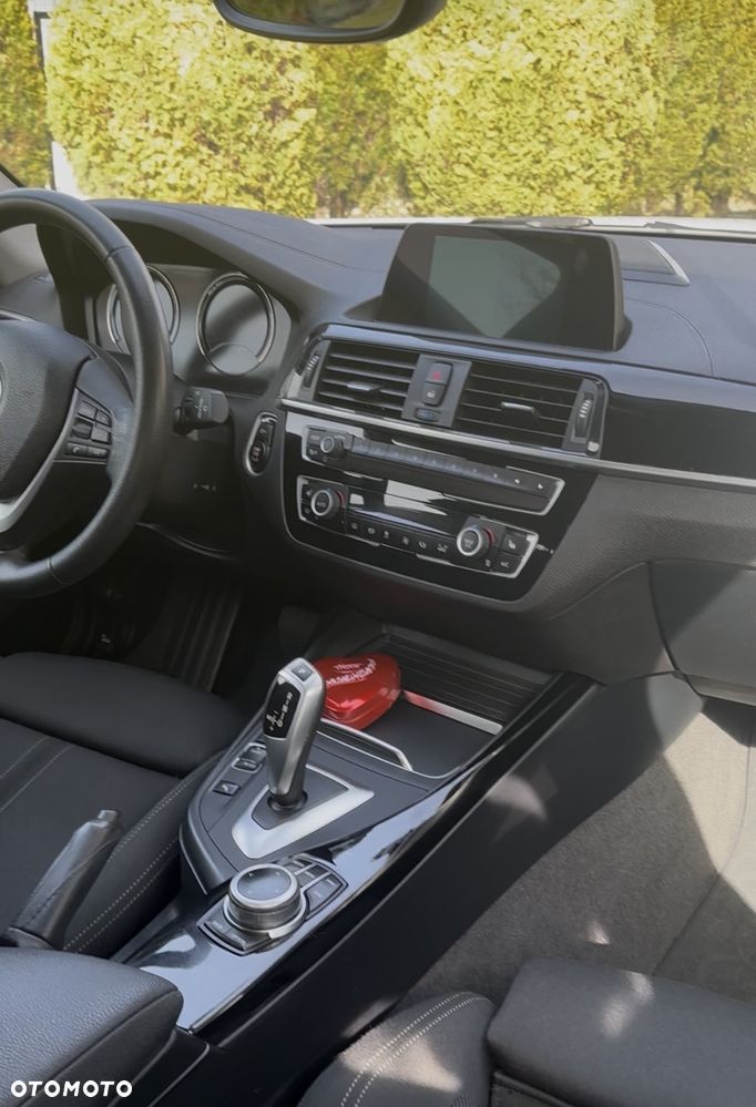 BMW Seria 1 120i GPF Sport Line - 6