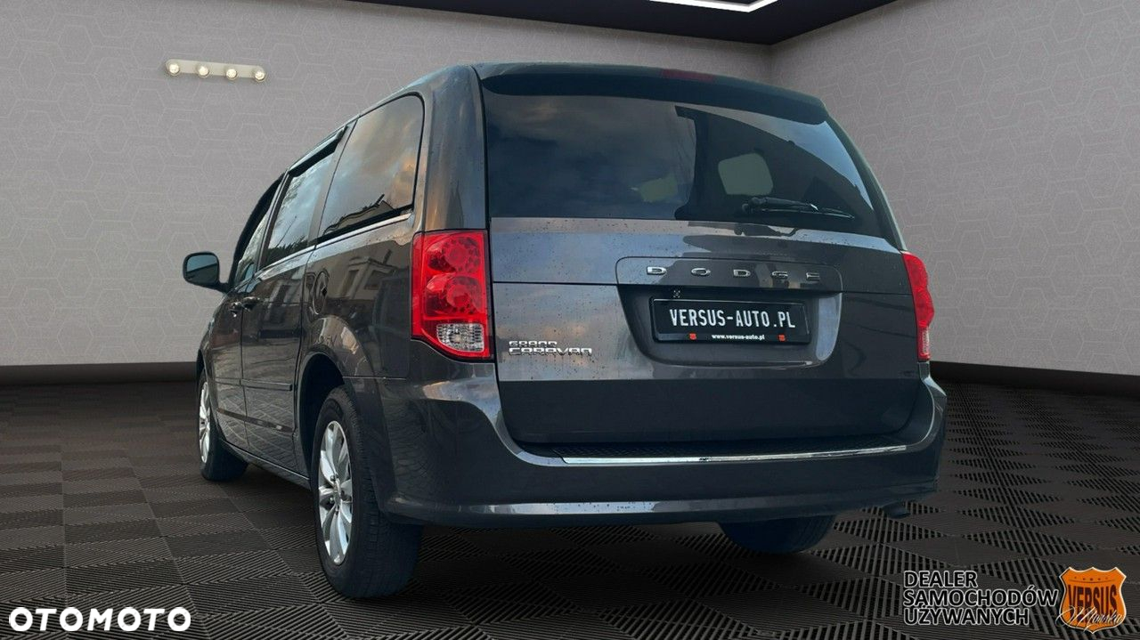 Dodge Grand Caravan 3.6 Express - 6
