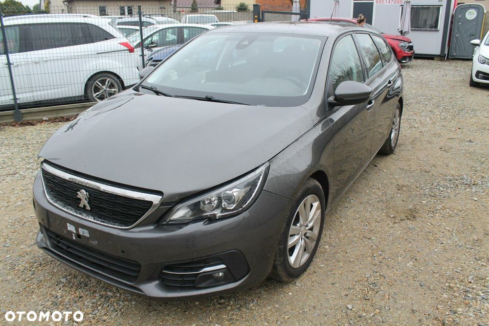 Peugeot 308 - 1