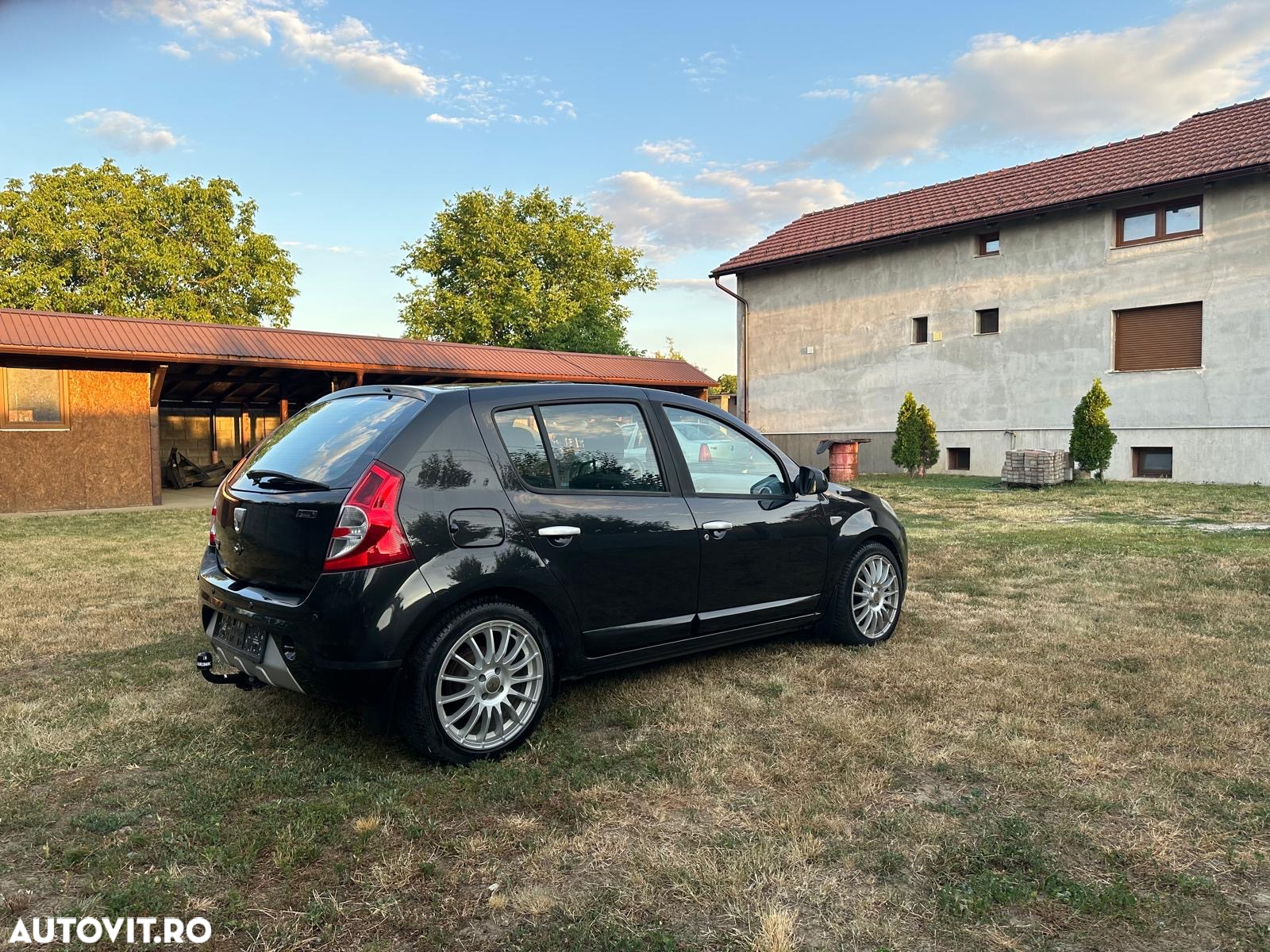 Dacia Sandero 1.6 MPI Stepway - 4