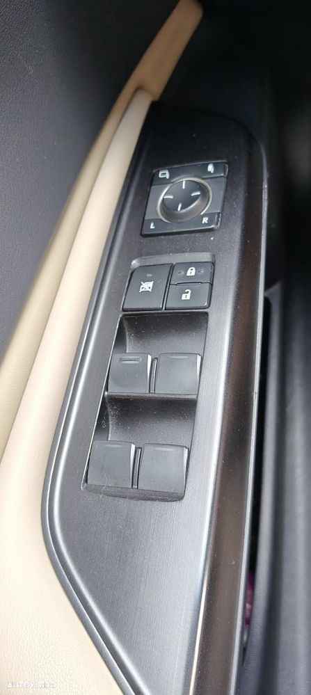 Lexus Seria ES 300h Executive - 9