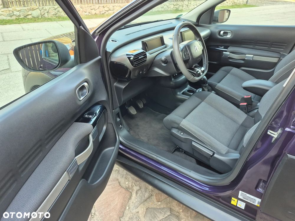 Citroën C4 Cactus 1.2 PureTech Shine Edition S&S - 32