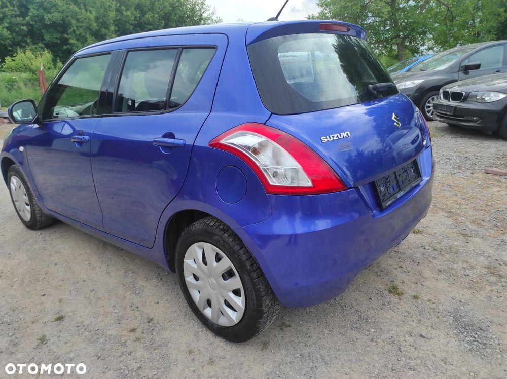 Suzuki Swift - 6