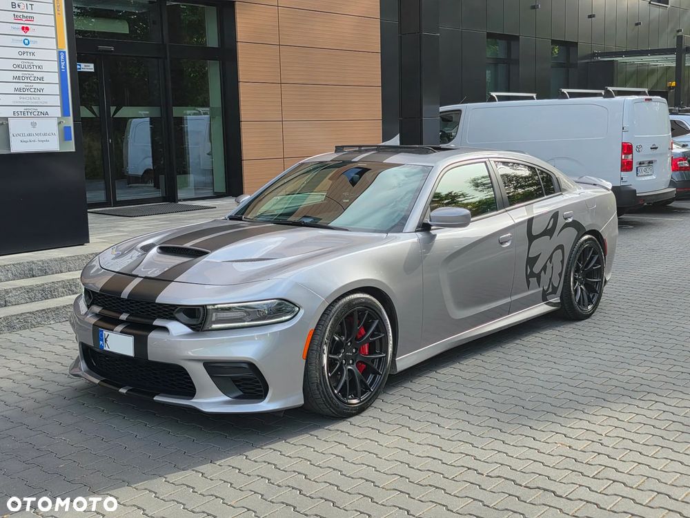 Dodge Charger - 4